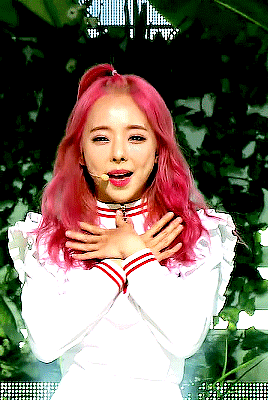 VIVI LOVE&LIVE