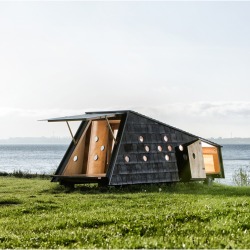 archatlas:  Shelters by the Sea - Blue Landmarks LUMO
