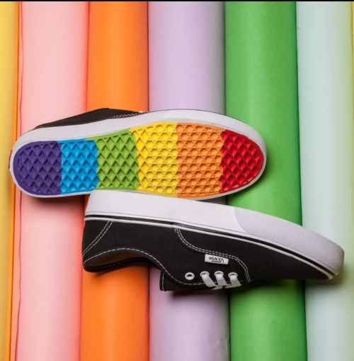 stardust-cartographer: vaspider:  geekandmisandry:  rebel-virus:   geekandmisandry:   shootgunman:   titty-sona:   yall i fuckin love these tacky af gay shoes but theyre 150$ rip me   @fog-father    Tacky gay shoes post.    Let’s add something more