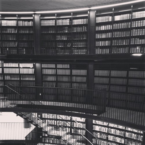 little-curiosities:  New library is pretty awesome #books #library #birmingham #latergram #city #reading #literature #personal 