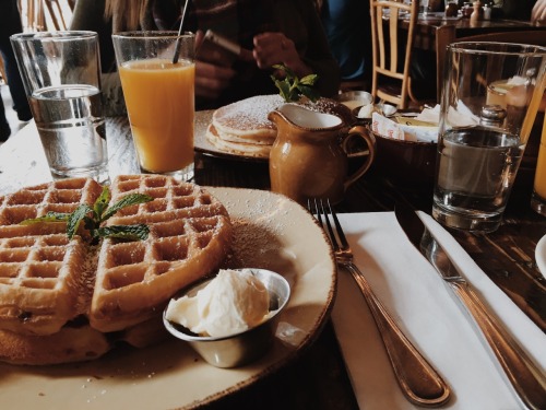 christiescloset: Never will get over these waffles I love u