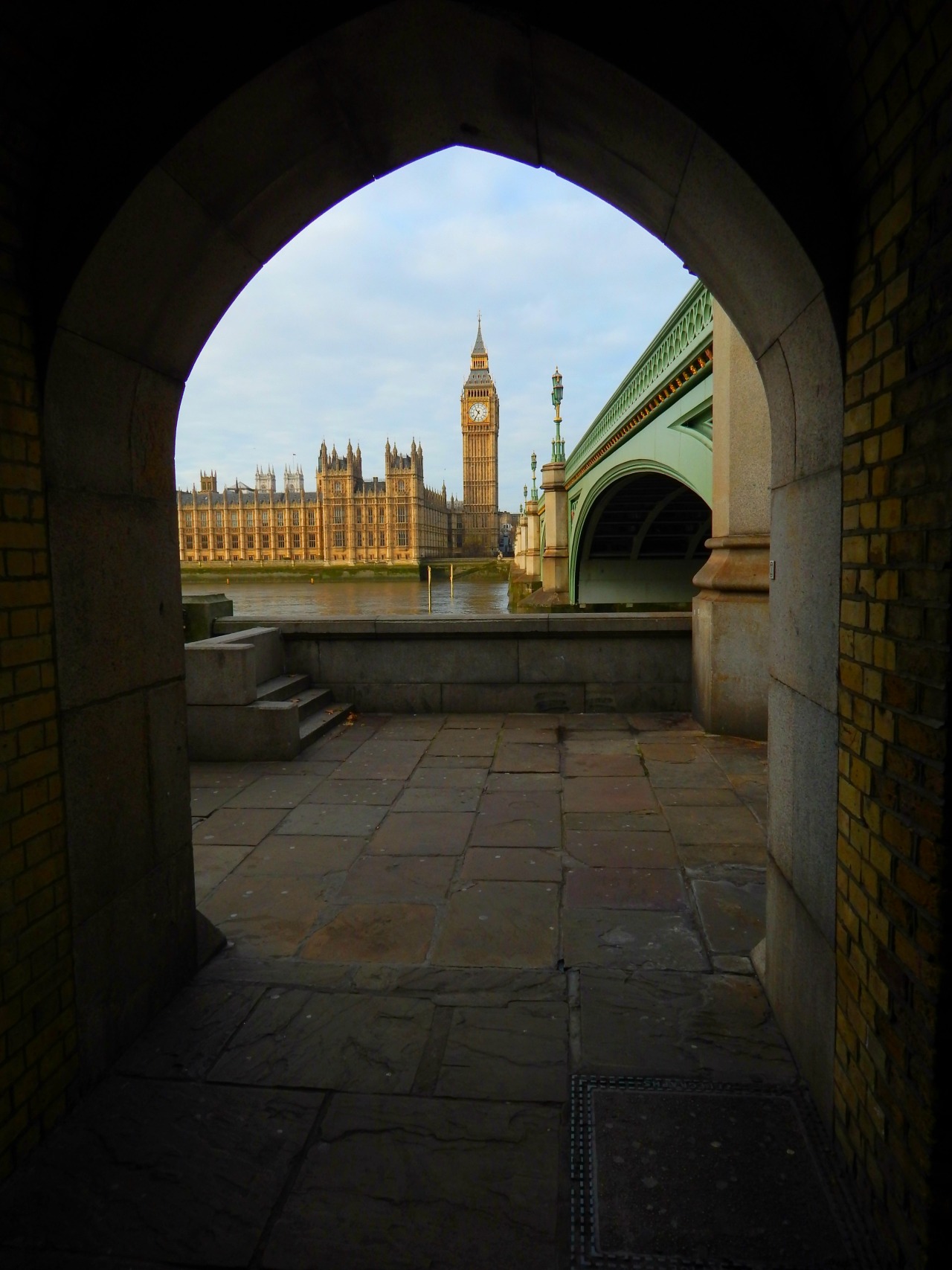 fuckitandmovetobritain:  London - Thames [2] - Westminster to Windsor  - Big Ben/Westminster