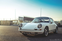 gasinblood:  911 R by G.R.Bispo on Flickr.