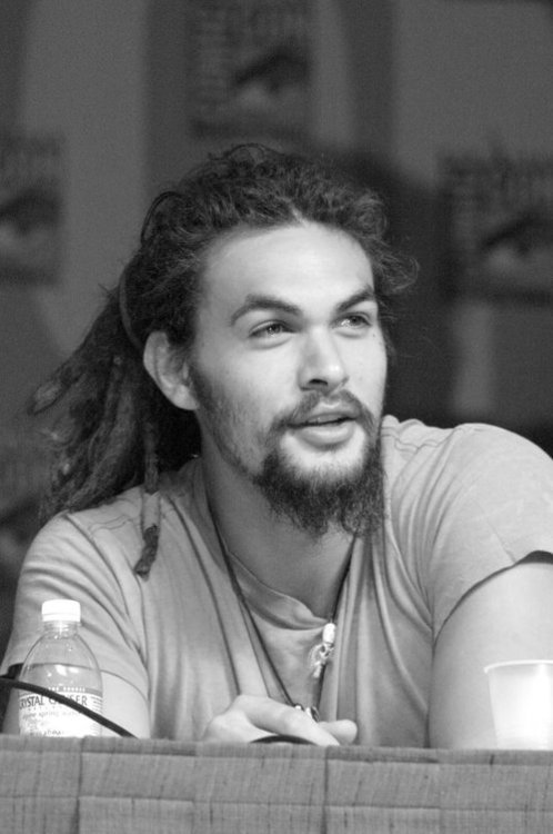 audy-teaze:  ivy-and-twine:  Man Crush Monday:  Jason Momoa  Crush crush any day