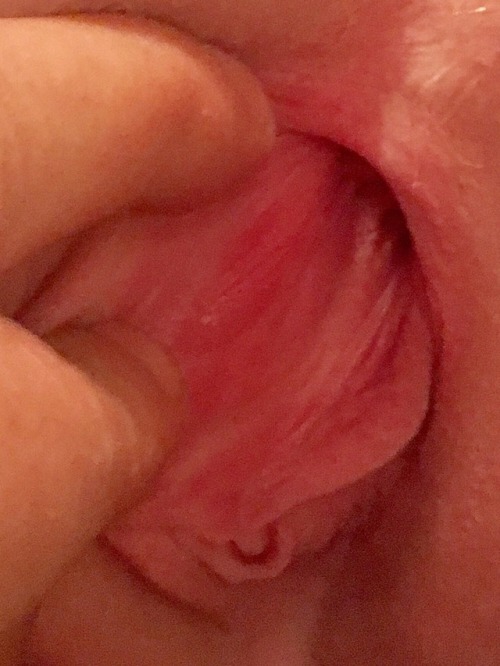 the-couple-next-door: Opening up her tight, little pussy hole hole so she can get her fill. What a d