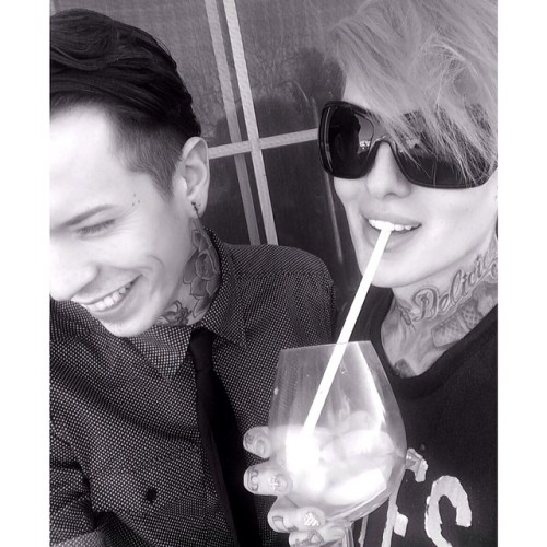jeffreestar:  life is beautiful, enjoy it with the ones who understand you ❤️ @jamesdennis
