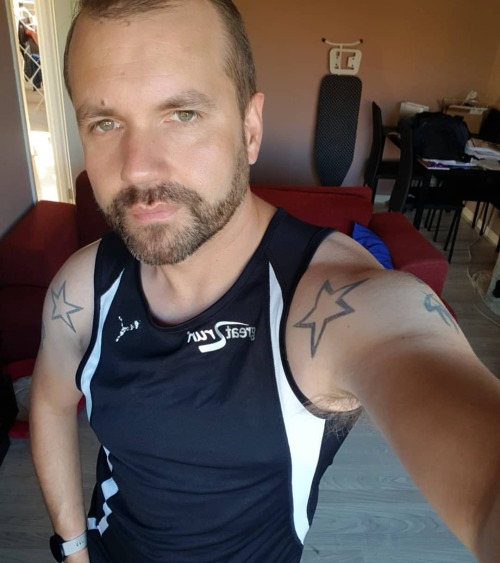 https://64.media.tumblr.com/af8acf7b01d1646b214860c9b2947a5e/2d17e63f33a52c79-1a/s500x750/c4c1e497f6709da0a611bd8713451aefe28bd790.jpg