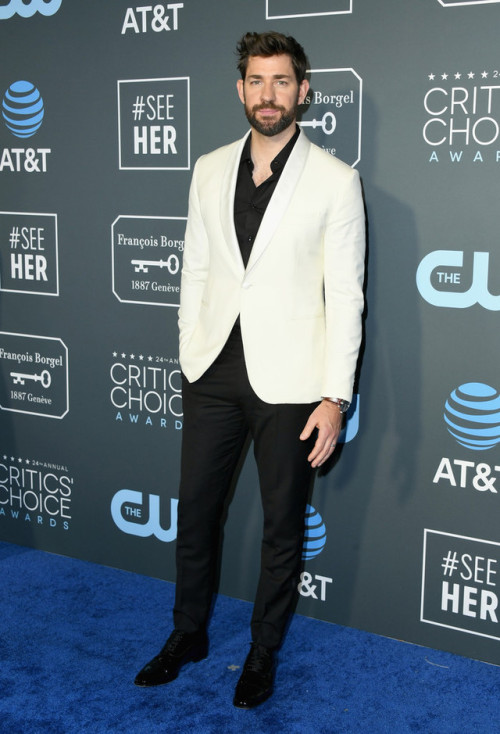 fuertecito:John Krasinski at the Critics’ Choice Awards 2019