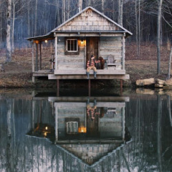 blackwatergypsy:  I will own a duck hunting cabin like this, in the off season it will be my little retreat, during season it will be a hub for family and friends. Life Goal. 
