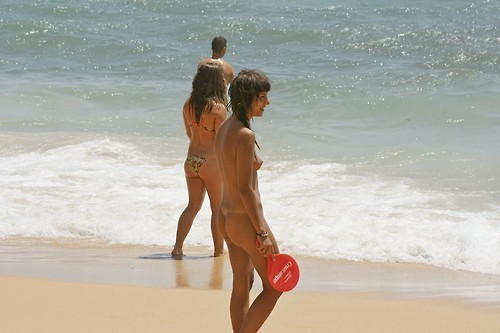 danielvincentstuff:  playing at the beach 1 Pictures found on: nudistpeople.tumblr.com 