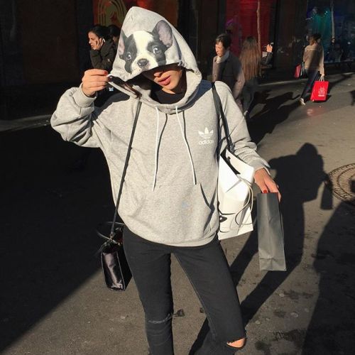 https://lzve.tumblr.com/post/147346756606