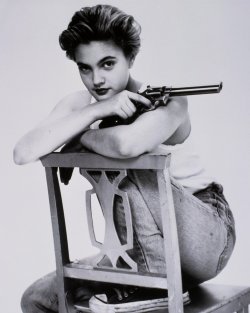 Drew Barrymore - Guncrazy, 1992.