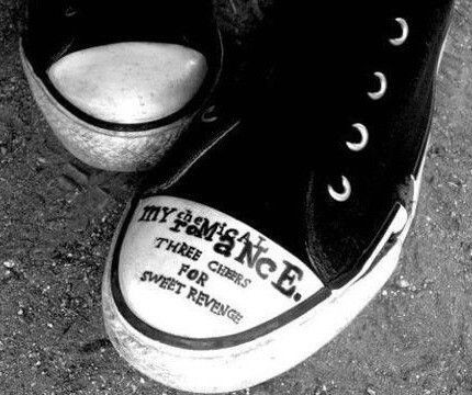 My Chem In Black And White !!