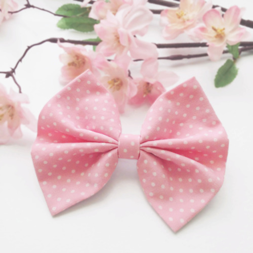 bobateahee:  Cute spring time hair accessories from Sweetheart Bows~ use thecode "boba" to get a 10% discount! x x x x x x x x x 