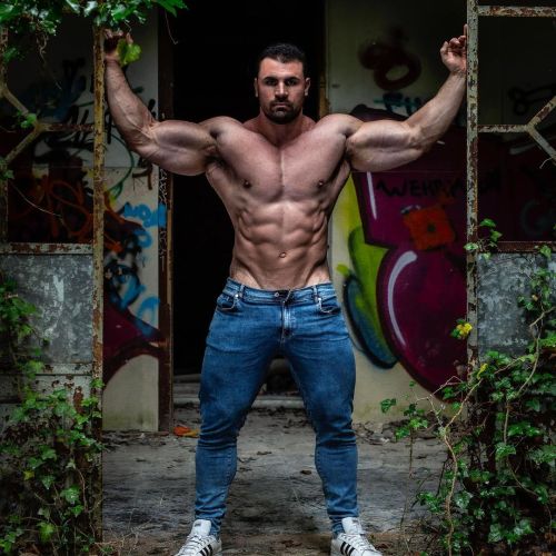 drwannabebigger:  Marco Pinotti