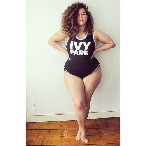 prettyplussize:  Mayralouise | instagram