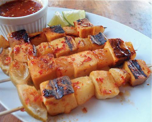 Recipe: Pineapple Tofu Kabobs
Sweet meets heat in the killer combo of grilled tofu and succulent pineapple.