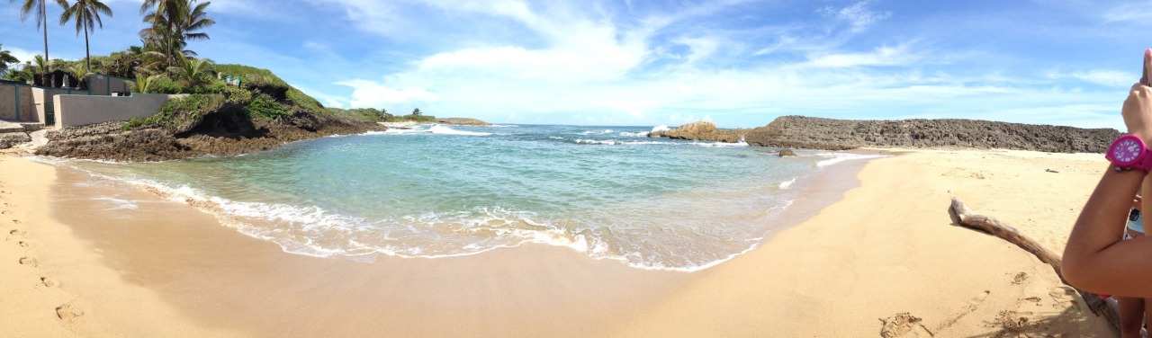 authenticityy:  Playa “La Poza de las Mujeres” en Manatí, Puerto Rico