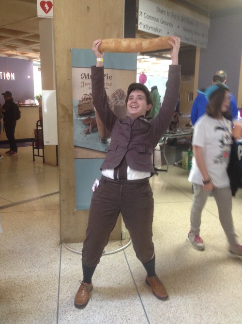 dat-soldier:lady-lucrezia:4evaafangirl:SKIPPING BAGUETTE CHILD from BioShock Infinite at Tanoshiicon
