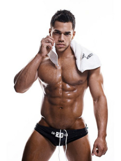 blackmalefreaks:  B.M.F #TeamFreaks #TeamSexy #whitemalefreaks