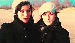 pumpkinlub:  Milla & Ali on the set of Resident Evil: Afterlife 