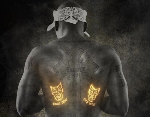 calmattic:All Eyez On Me