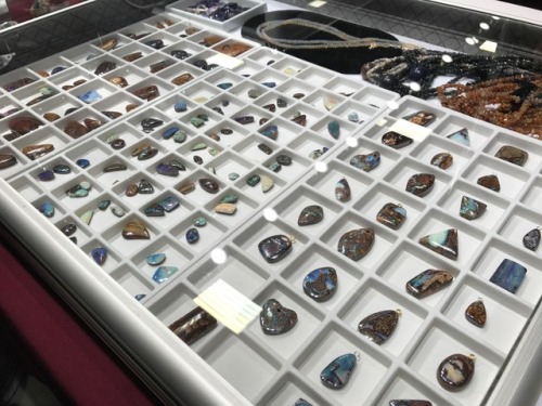 parliamentrook:NY/NJ gem show