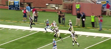 vanillacts:  I think this was the best play of the day, Amazing catch and run by Golden Tate. Burning New Orleans’ defense to pull the Lions back into the game. NO 23-24 DET F