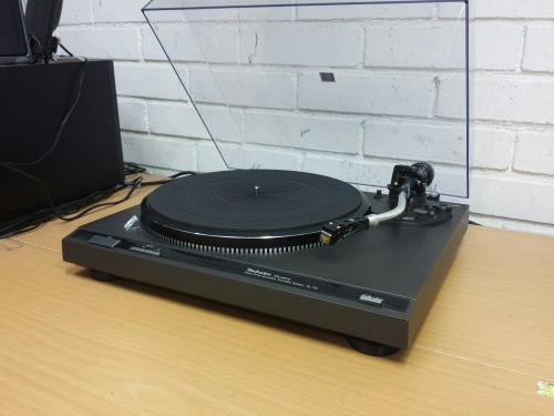 Technics SL-Q2 Semi-Automatic Quartz-Locked Direct-Drive Turntable, 1979