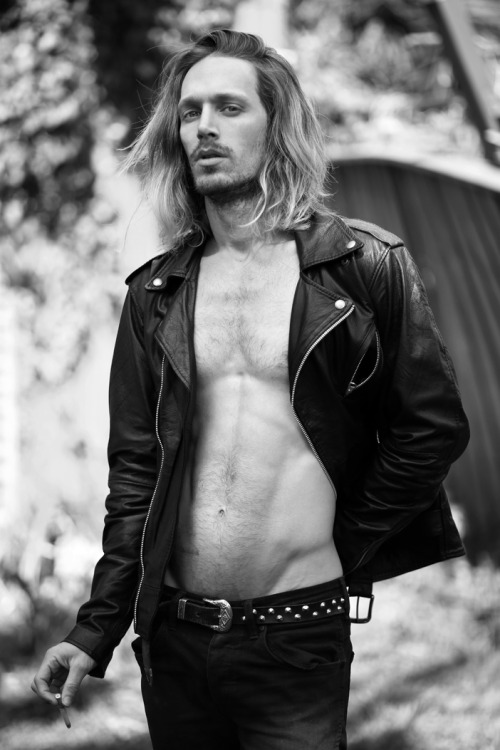 perfectshampoo:  George photo by Luke Austin