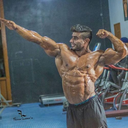 Porn   Sham singh shera / @sherathegym photos