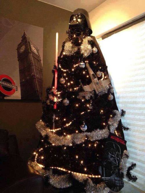 webofstarwars:Darth Vader Christmas tree.  He senses your presents.