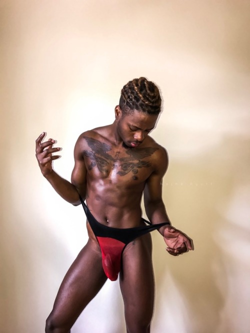 jxshecannon:  nejhe:  🔥When that melanin stay poppin'💪🏾😏 —————————————— 👣👣👣IG @ NejheRyutt 👣👣👣  🐾🐾SC @ TheeKingRebel 🐾🐾 ——————————————  🙈🙊😍🙌🙌💪🍫❗❗