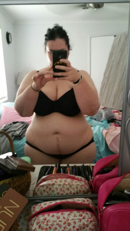 plump-piggy: penelopethefatpig:  I got new underwear too!!  I randomly came across my very first tumblr that I subsequently forgot the login details to. Look at how small I was way back in May of 2016!! 