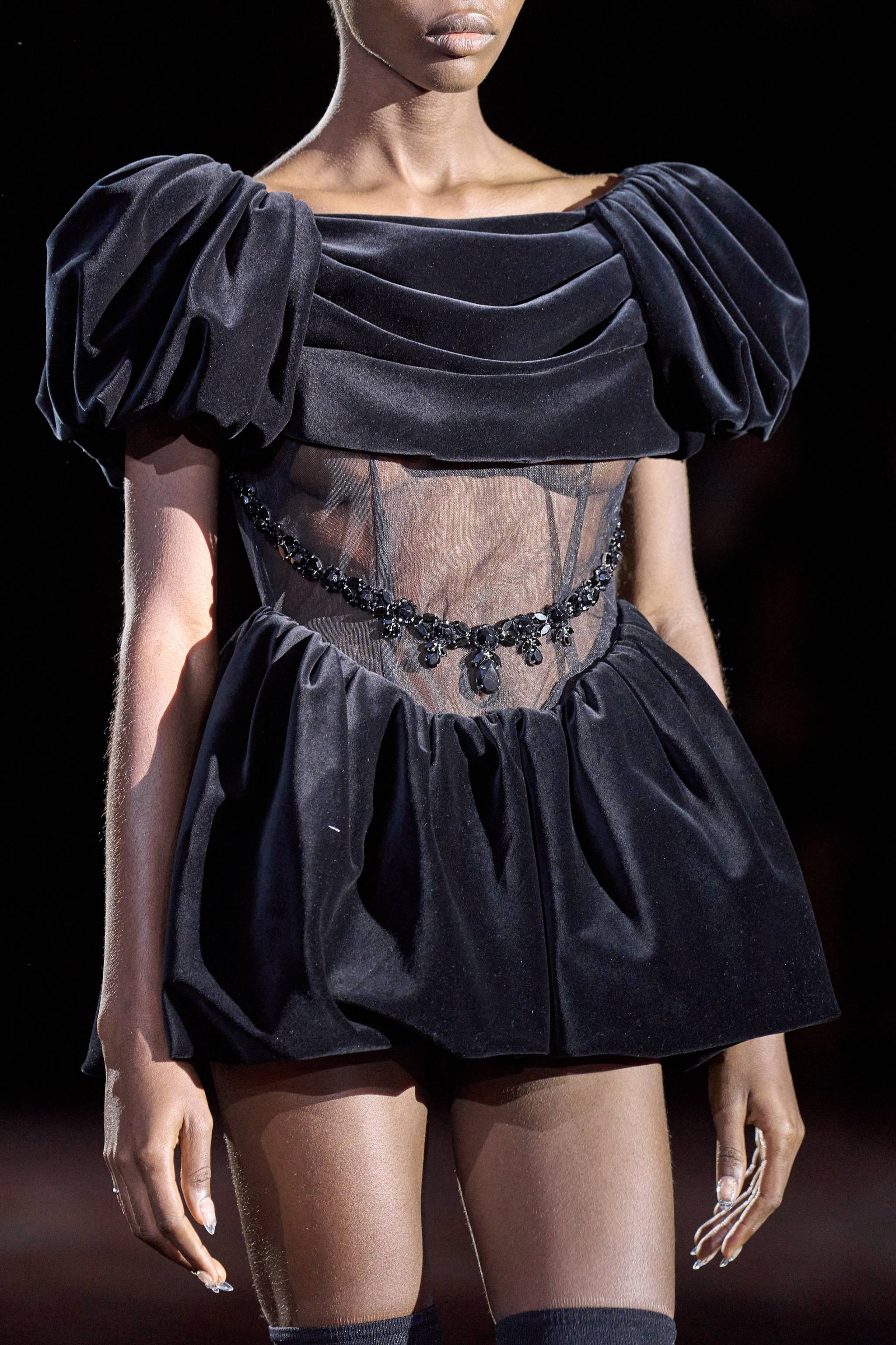 poisonedsequin:simone rocha fall 2022 rtw adult photos