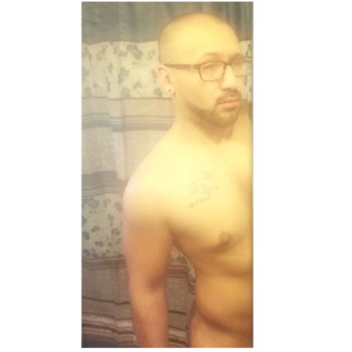 fuckyeahangelito:  Shower selfie