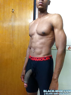 black-m4m:  Video Of Him Jerking-Off &