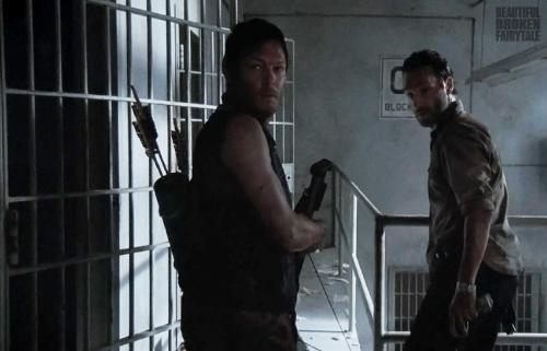 beautifulbrokenfairytale:  Clearing the prison. My favorite bromance…Rickyl.Season 3, Episode 1 - Seed
