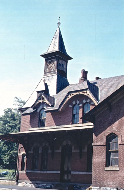 B&amp;O Station, Point of Rocks, Maryland, 1971.While the B&amp;O with passenger service is 