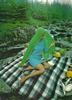 mangodebango:Pure New Wool fashion brochure, Ireland, 1969.