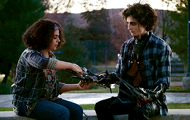 timo-chalamet:Timothée Chalamet as Edgar Scissorhands and Winona Ryder as Kim Boggs in Cadillac’s Su