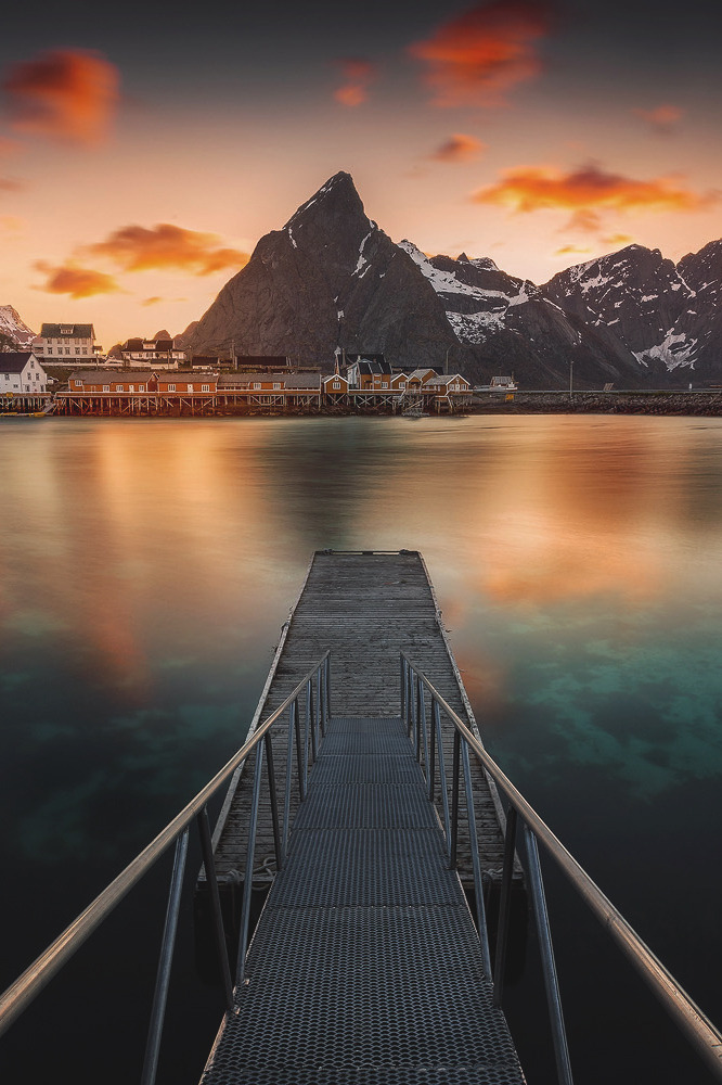 azuroworld:     Dipping in Colors by Janne Kahila | Azuro  