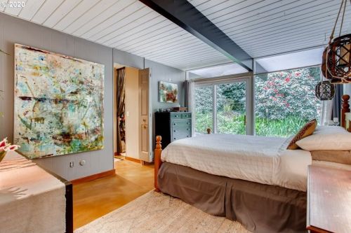 househunting:  迲,000/4 br/2300 sq ftPortland, ORbuilt in 1962