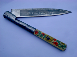  Corsican vendetta knife with floral detail