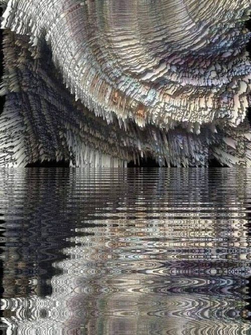 jaubaius:Stalactite cave “Neptune’s Grotto”