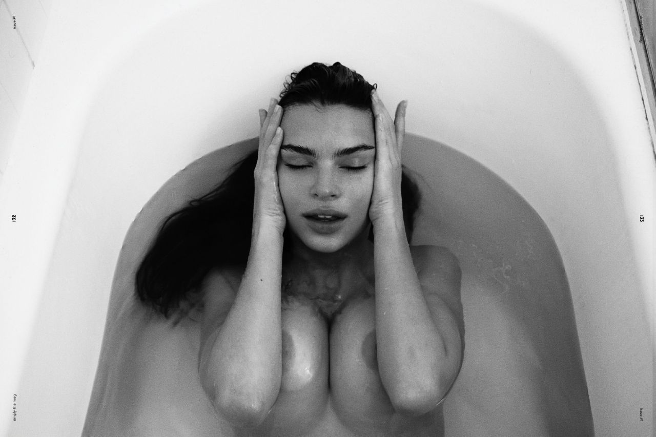 johngotty:  Emily Ratajkowski
