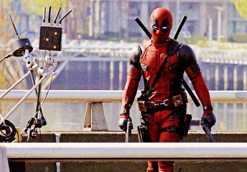 thebatmn: Ryan Reynolds (or a stunt double) does some intense action scenes while filming Deadpool o