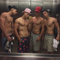 sexyboysbeingsexy.tumblr.com post 156502944584