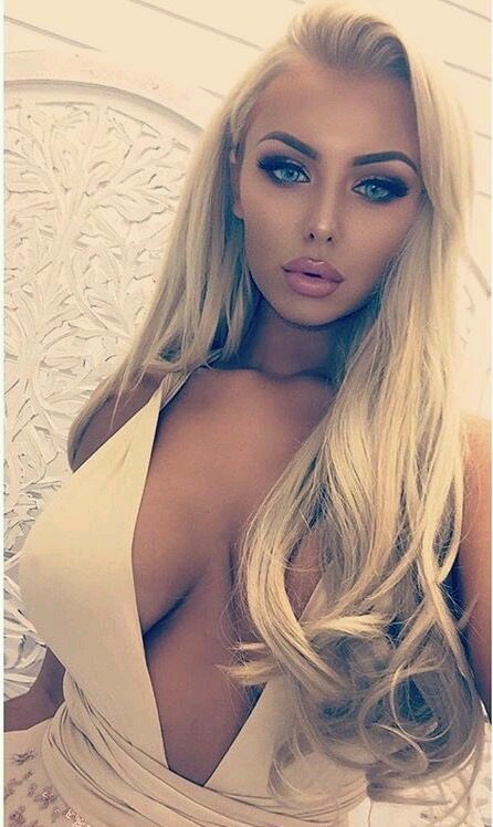 Bimbo perfection makes gooner erections porn pictures