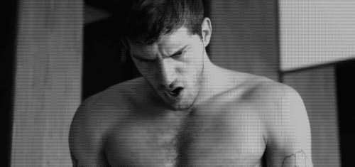 👅😏
